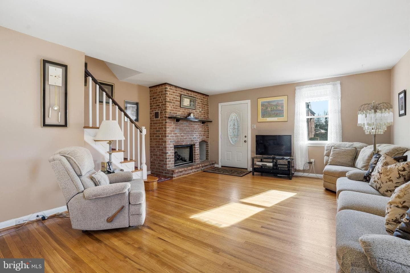 1035 Poplar Street photo 4
