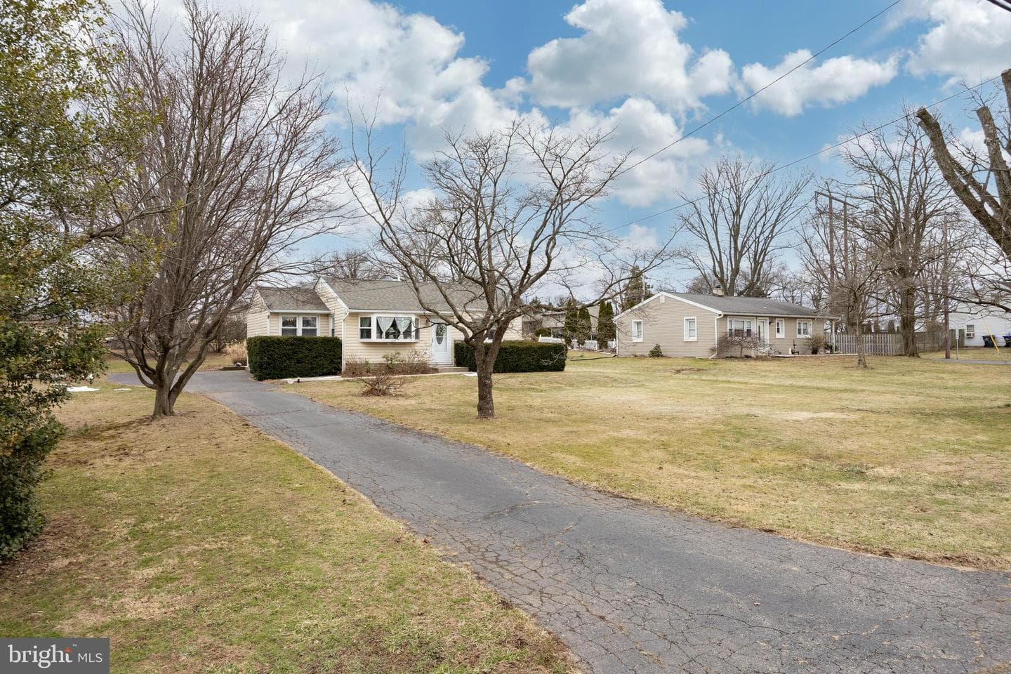 162 N Reed Road photo 3