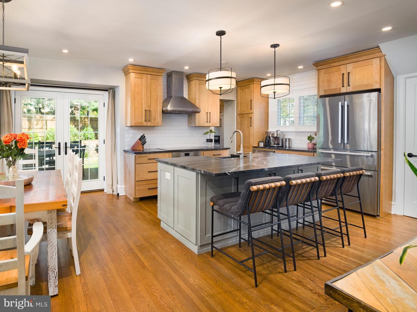 11 Shirley Road photo 16