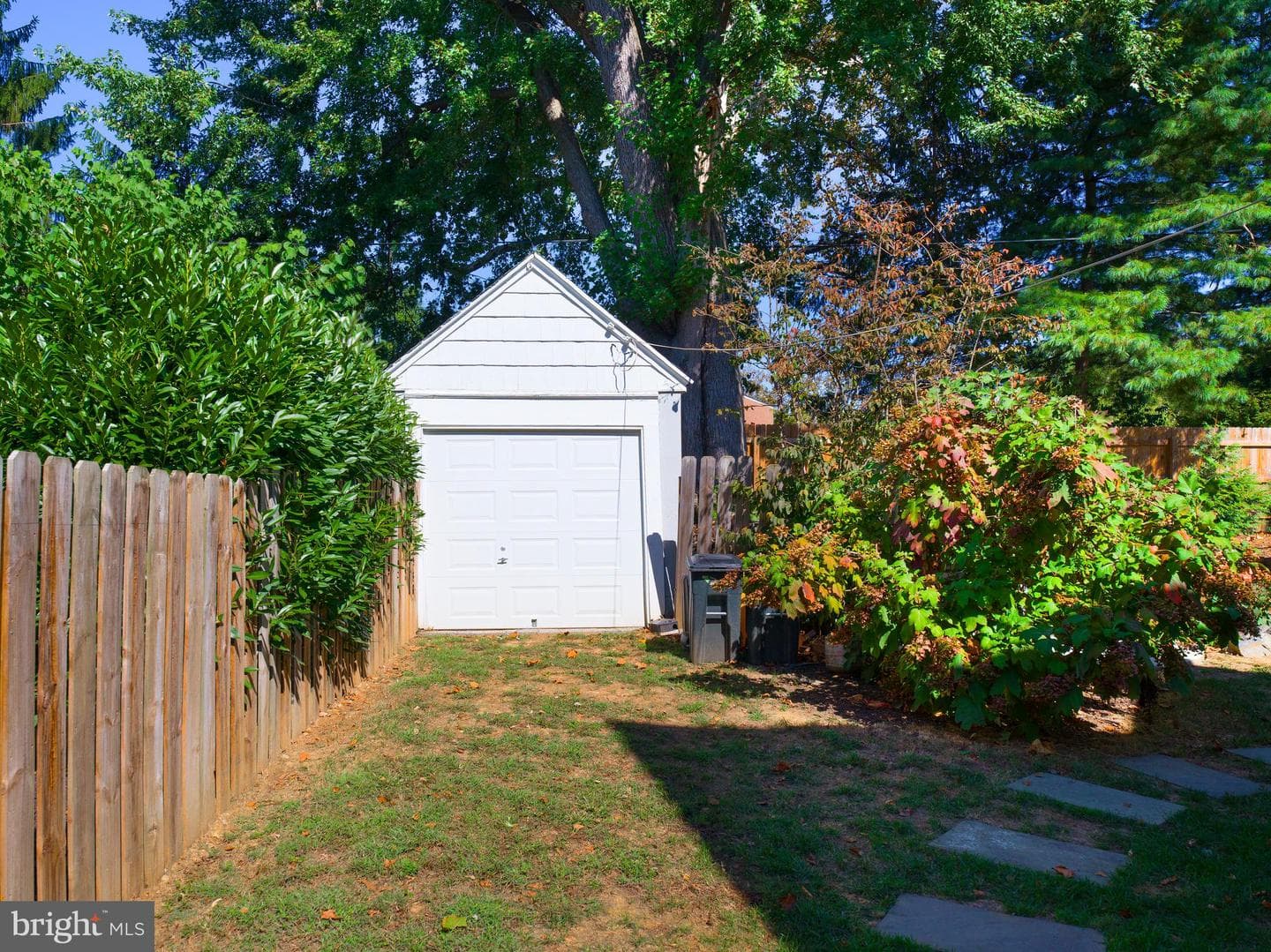 11 Shirley Road photo 44