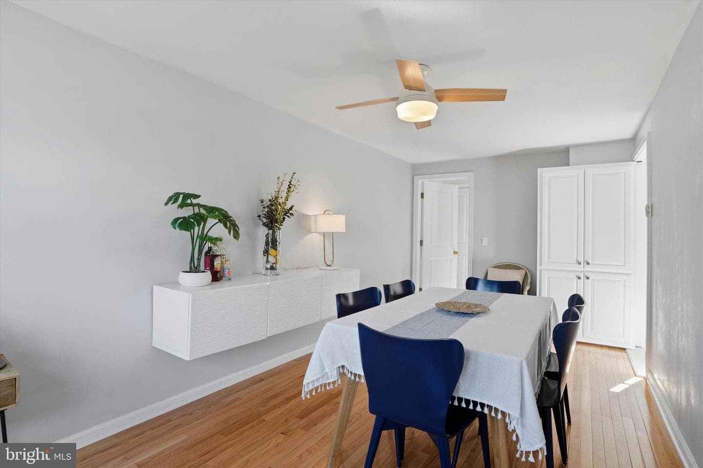 514 Kingston Road photo 17