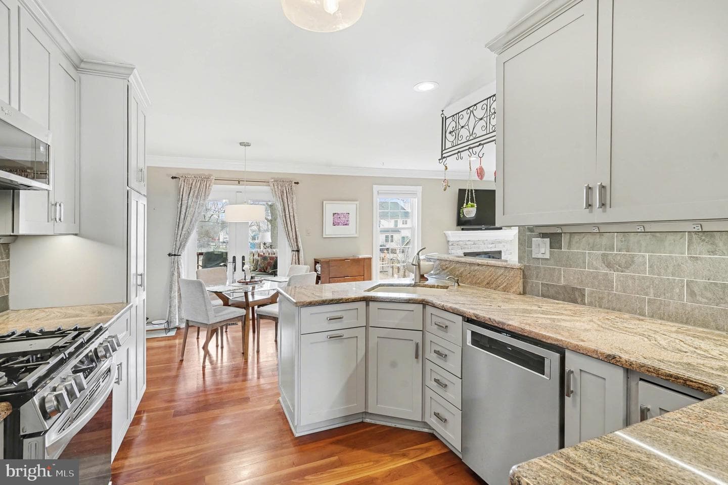 37 Saratoga Lane photo 10