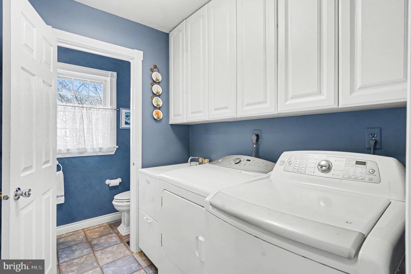 37 Saratoga Lane photo 17