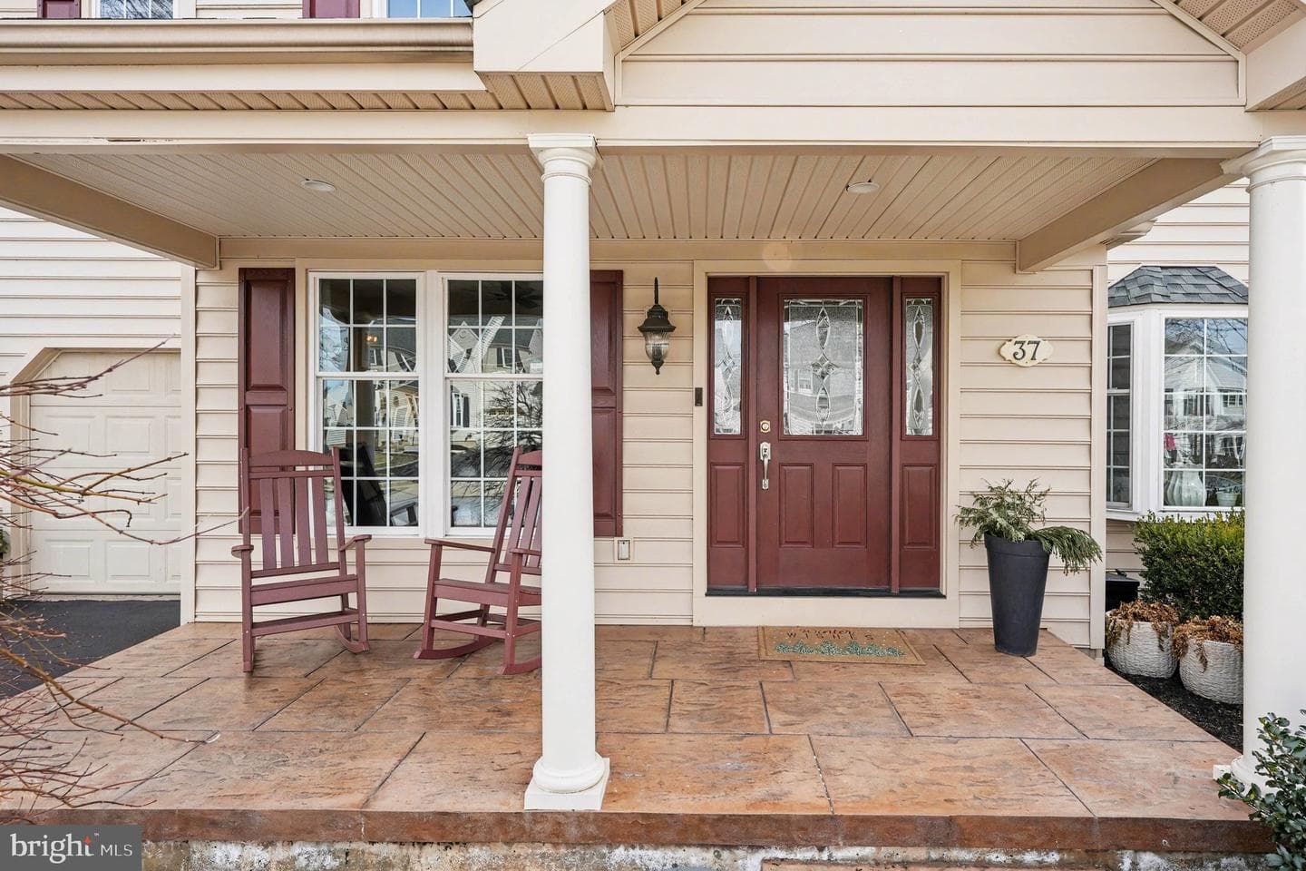 37 Saratoga Lane photo 5