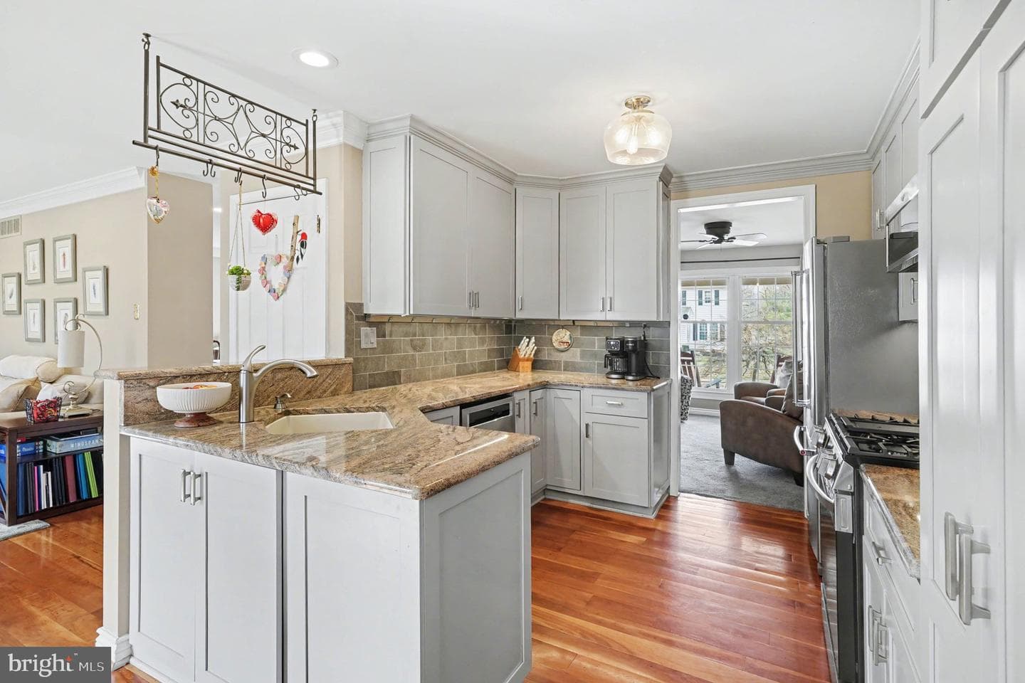 37 Saratoga Lane photo 8