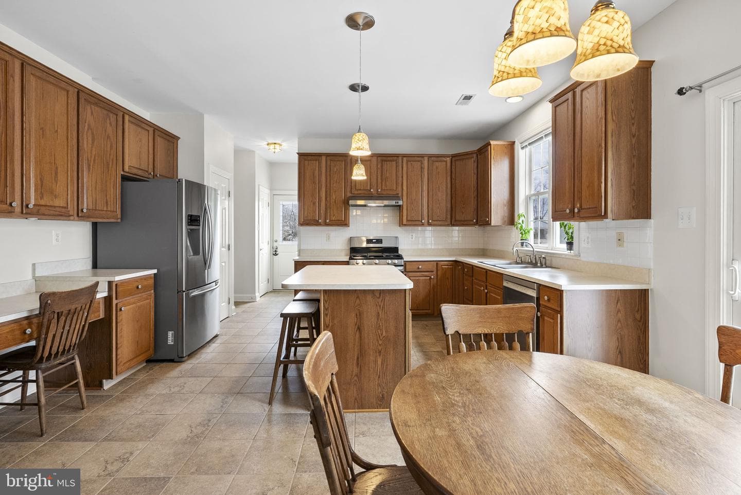 620 Birchleaf Drive photo 24