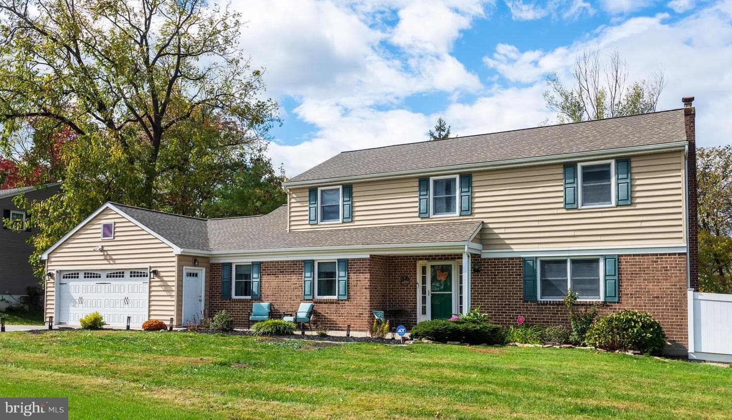 735 Champlain Drive photo 34