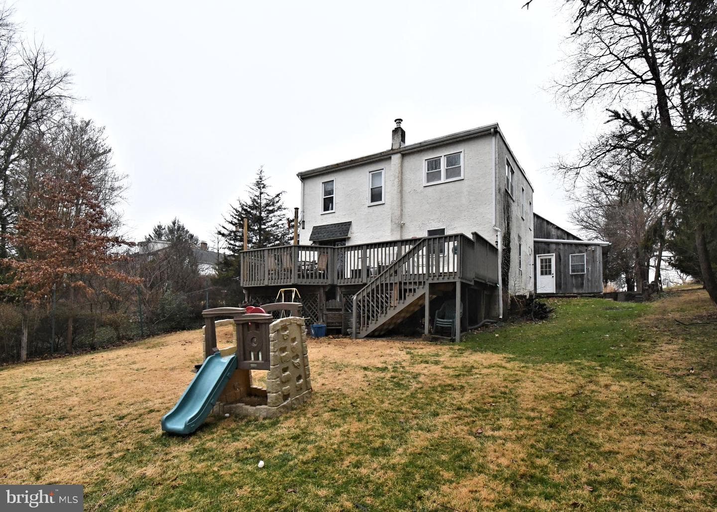 2620 Hillcrest Avenue photo 49