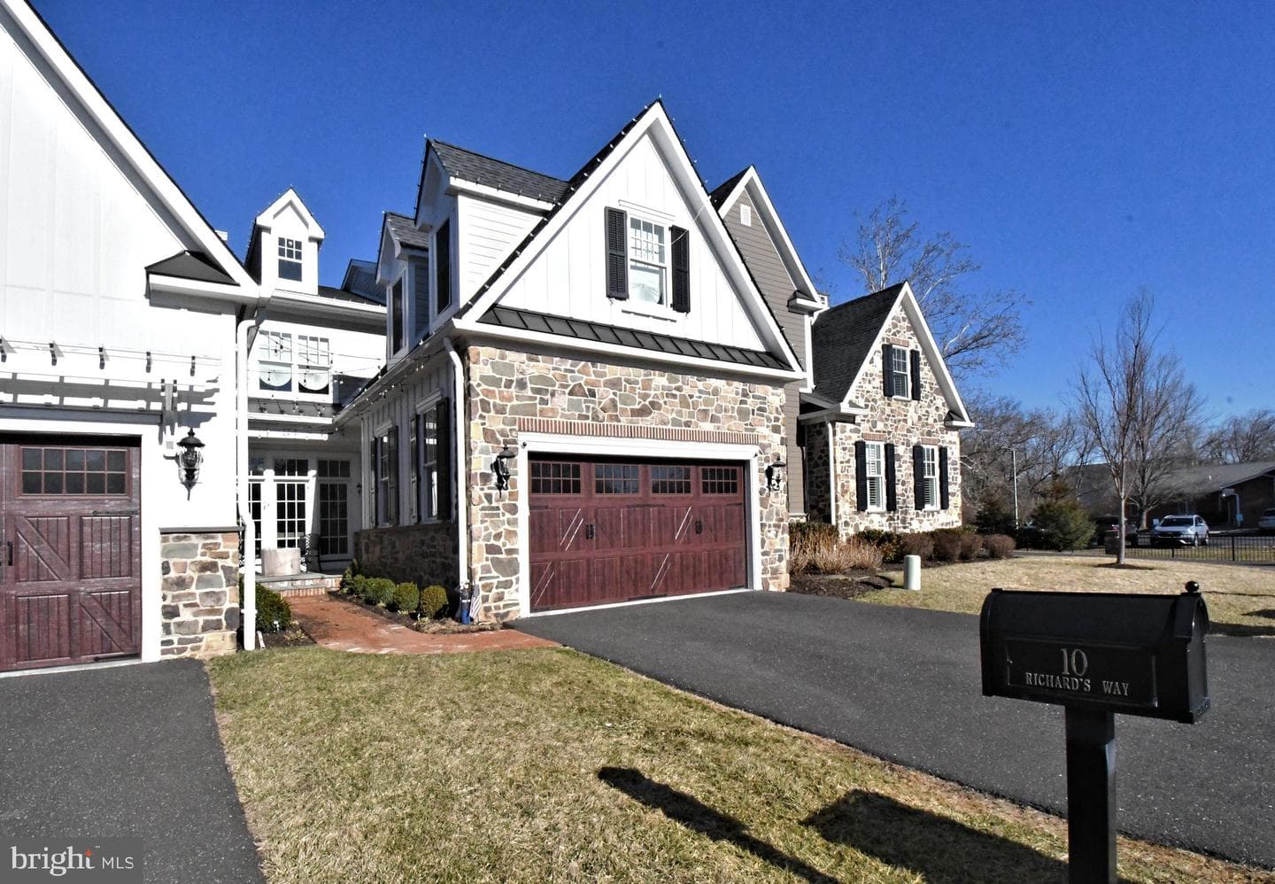 10 Richards Way, Ambler