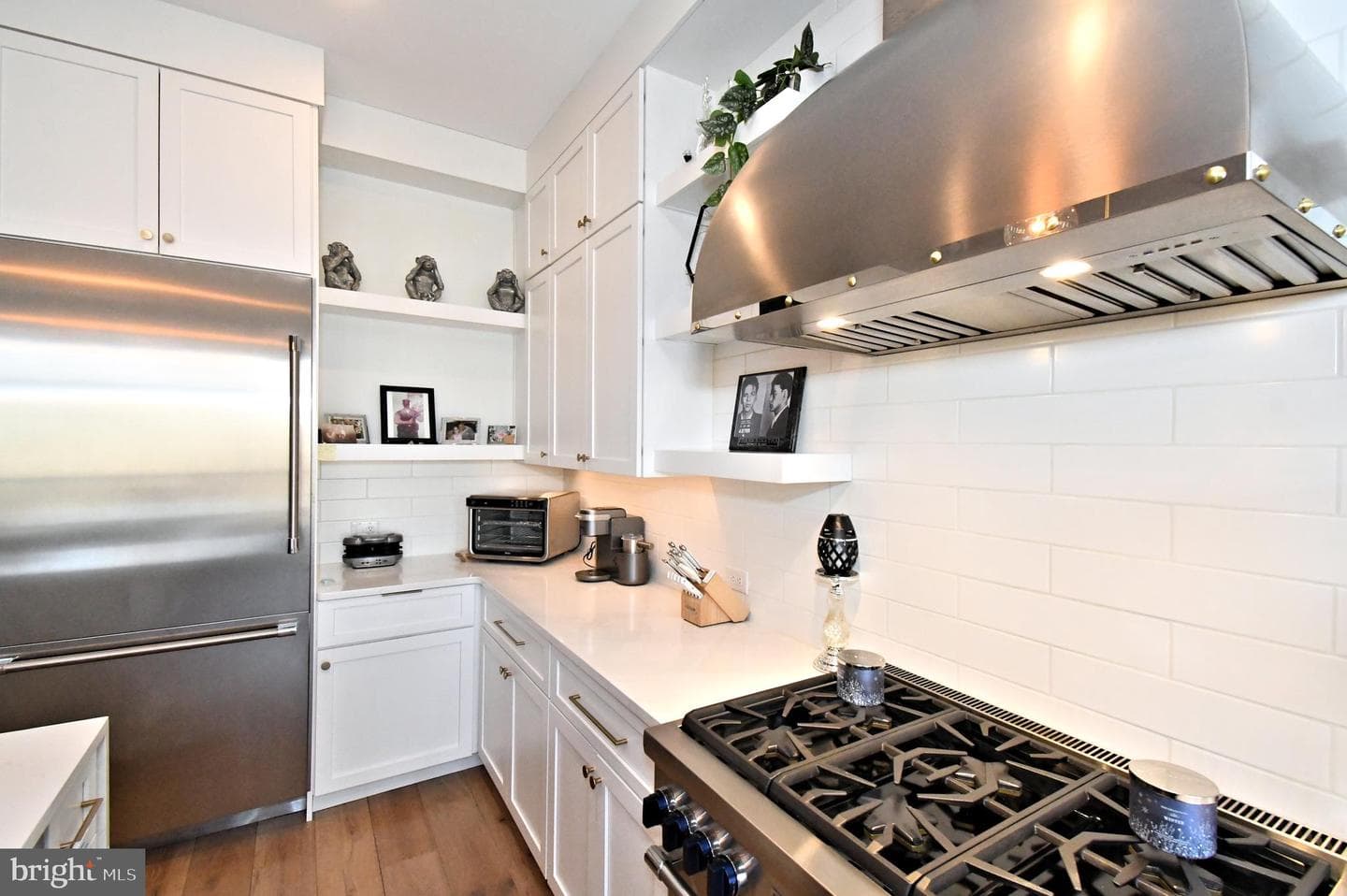 10 Richards Way photo 23