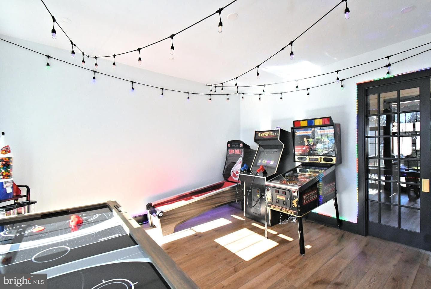 10 Richards Way photo 6