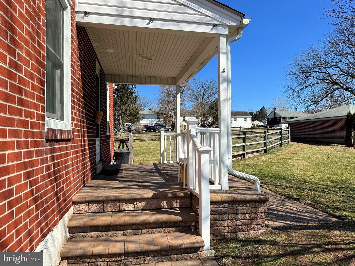 1062 Jefferson Street photo 5