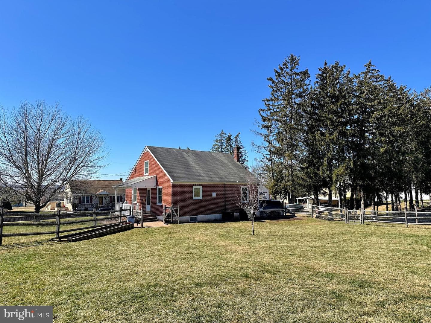 1062 Jefferson Street photo 6
