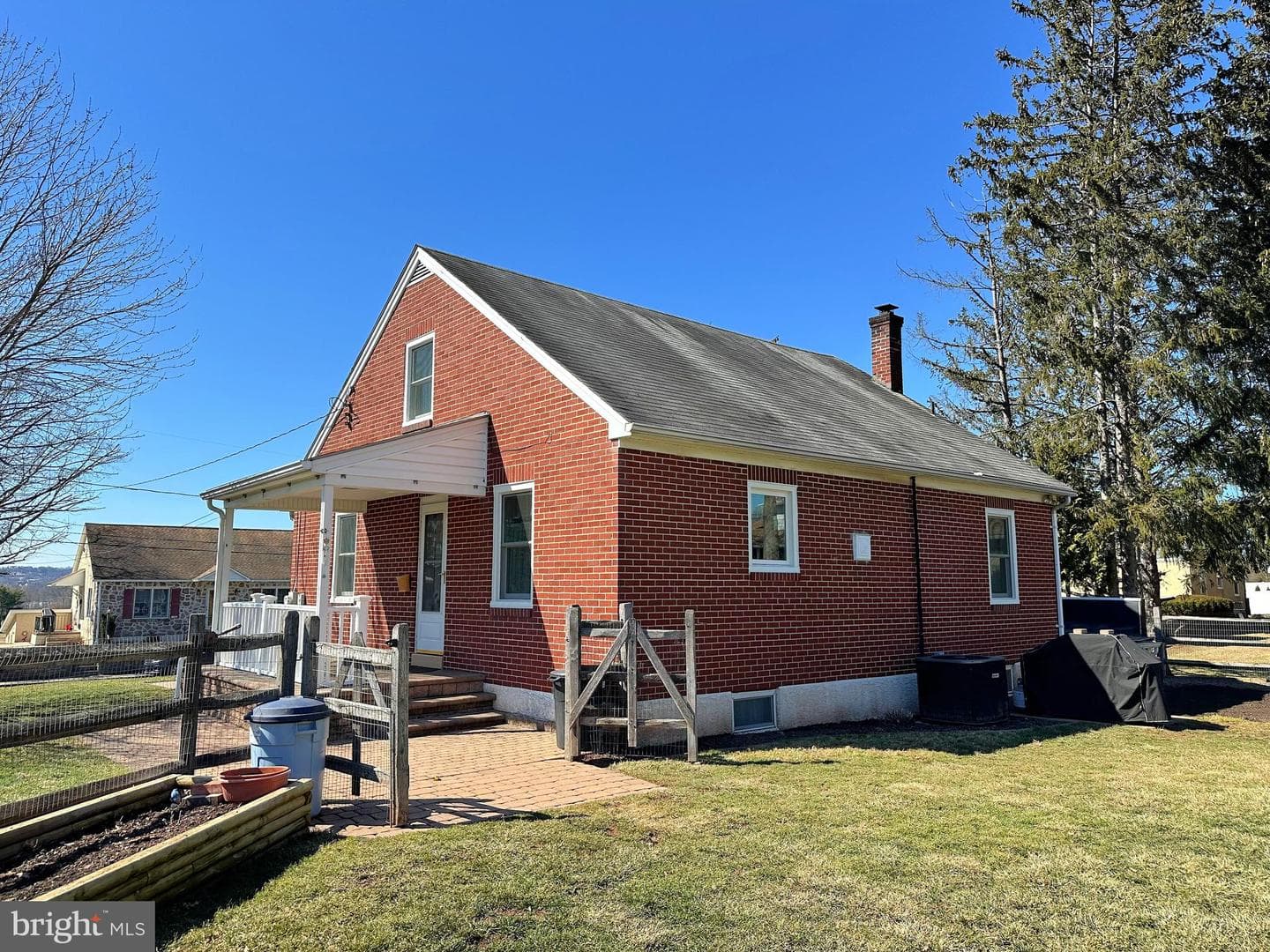 1062 Jefferson Street photo 7