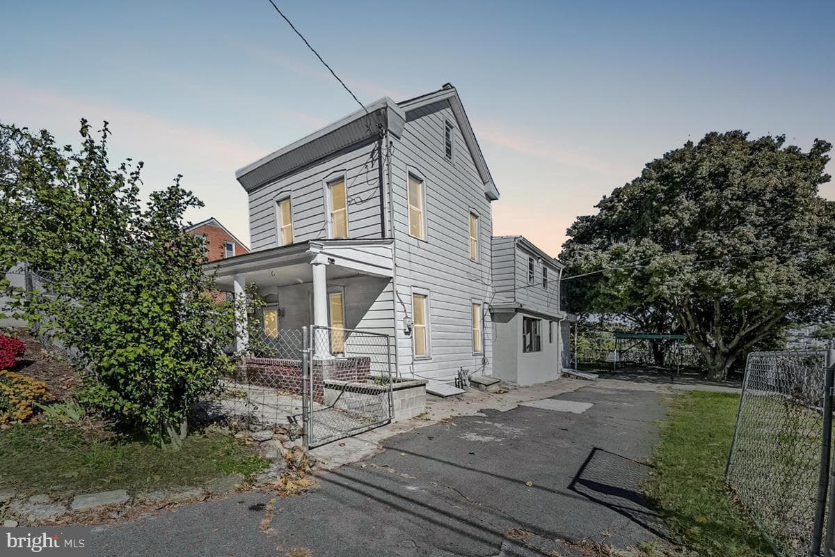 85 Price Street photo 27