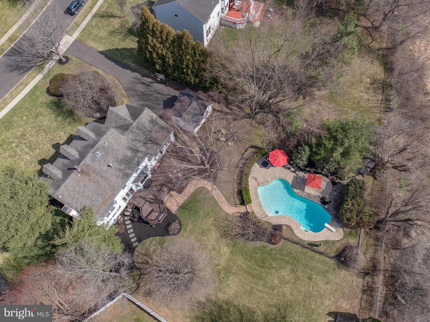 110 Mallard Drive W photo 52