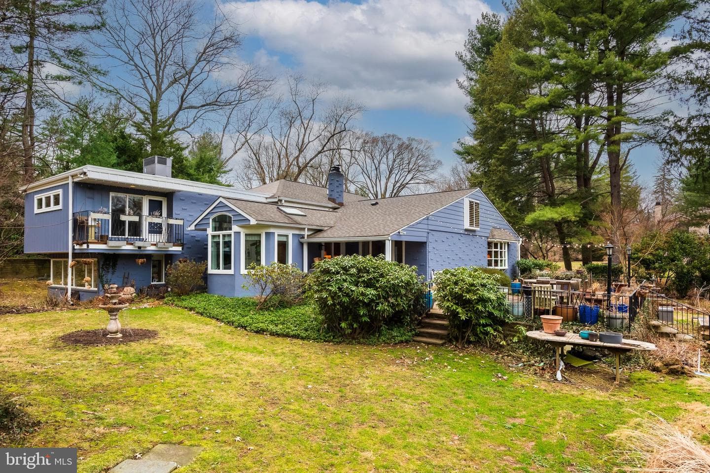 1413 June Lane photo 56