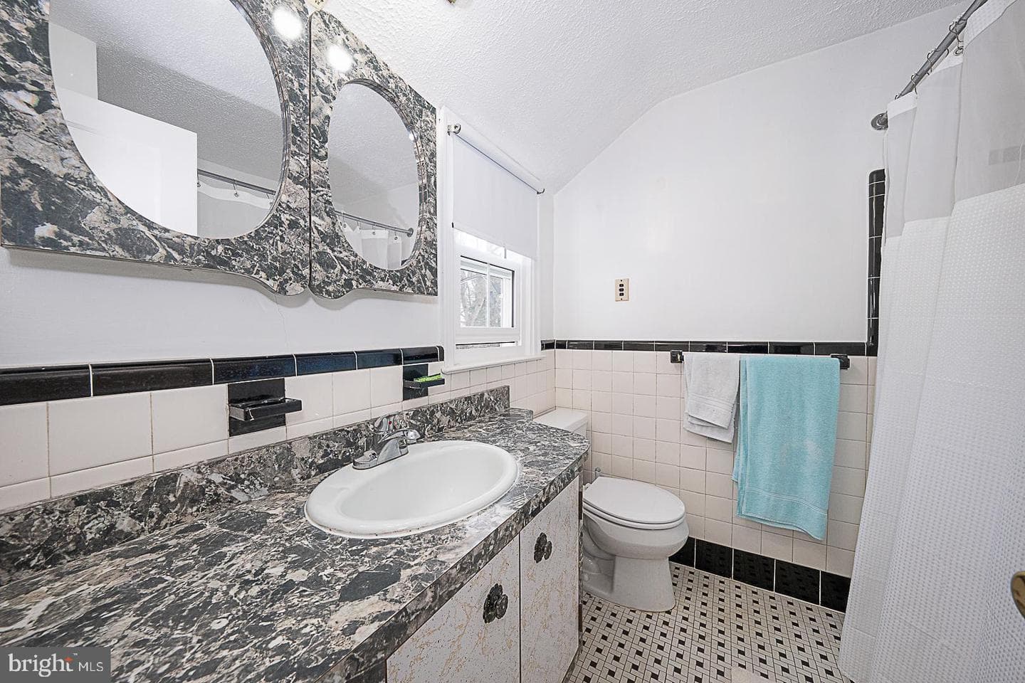 1504 Wynnewood Road photo 17
