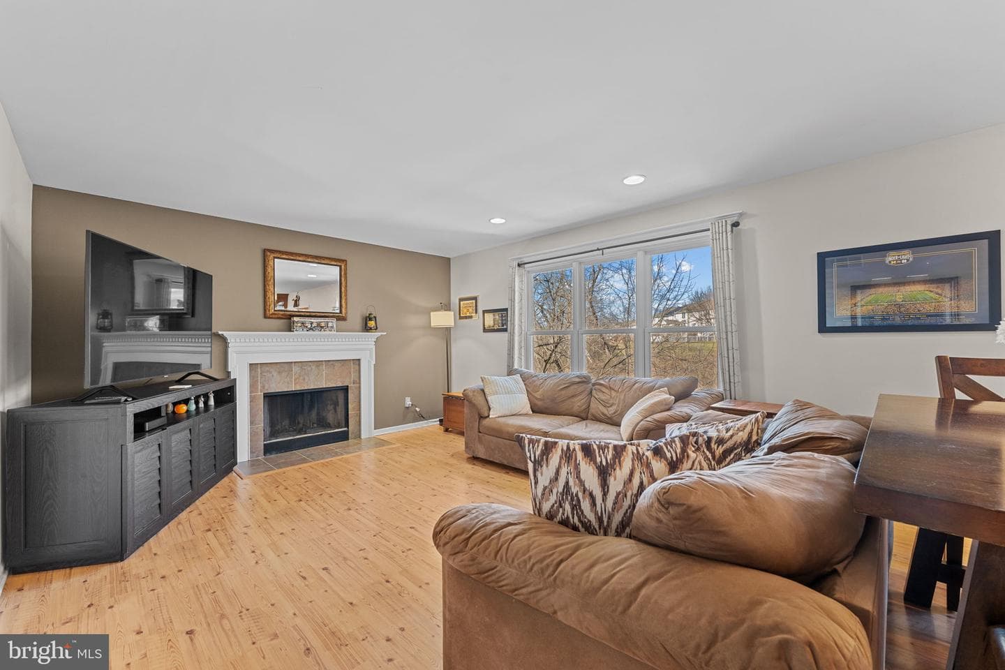306 Sherwood Court N photo 14