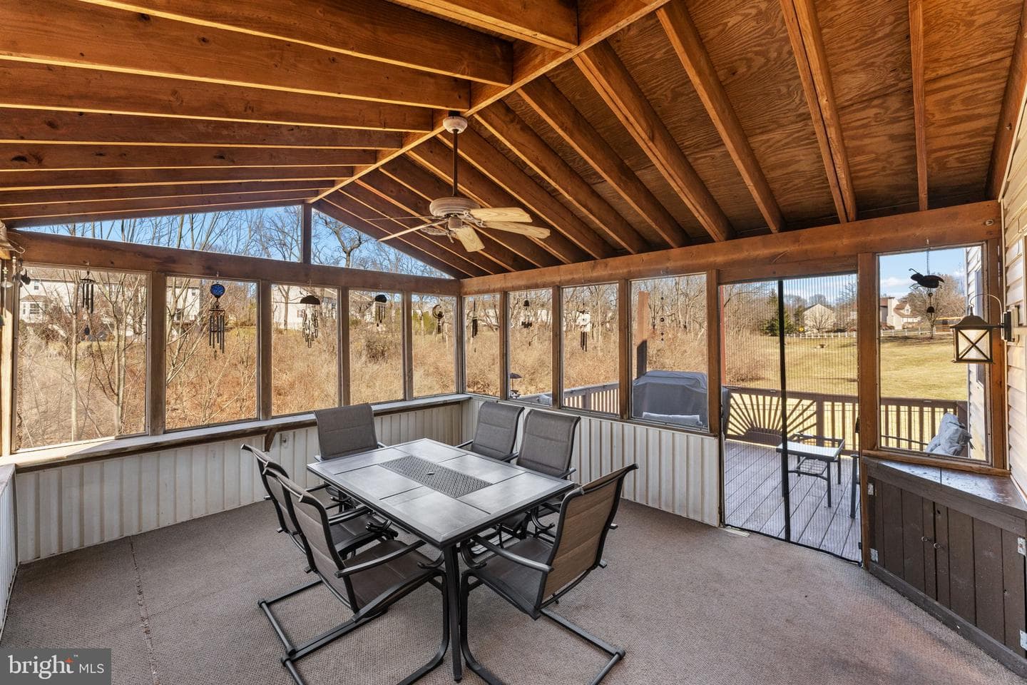 306 Sherwood Court N photo 37