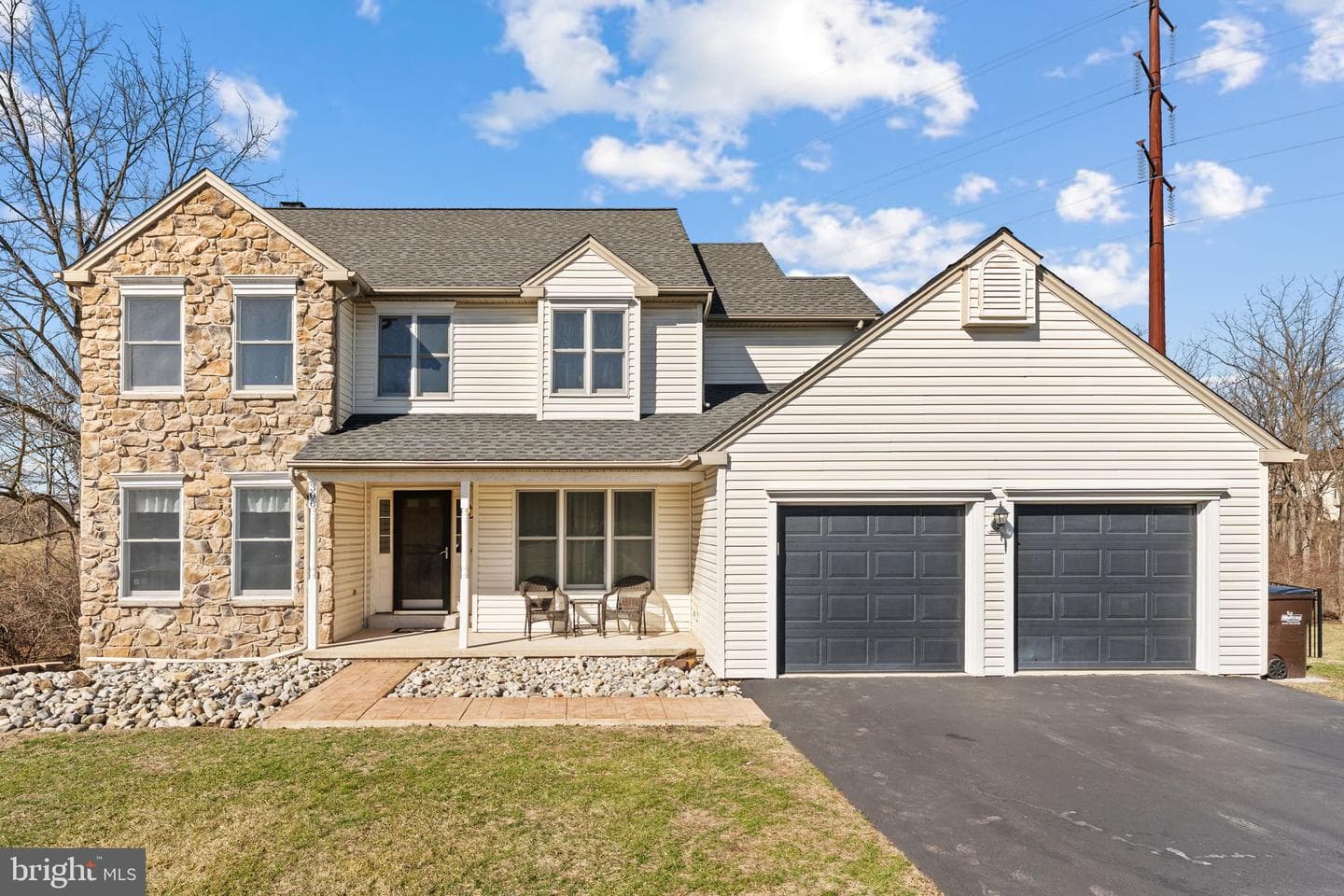 306 Sherwood Court N photo 7