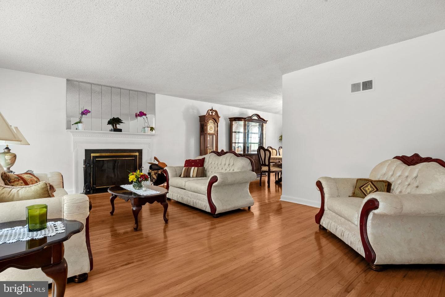 7608 Coventry Avenue photo 4
