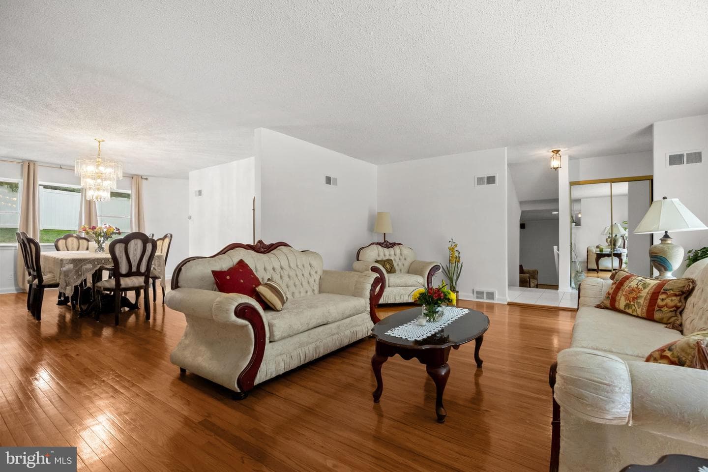 7608 Coventry Avenue photo 5