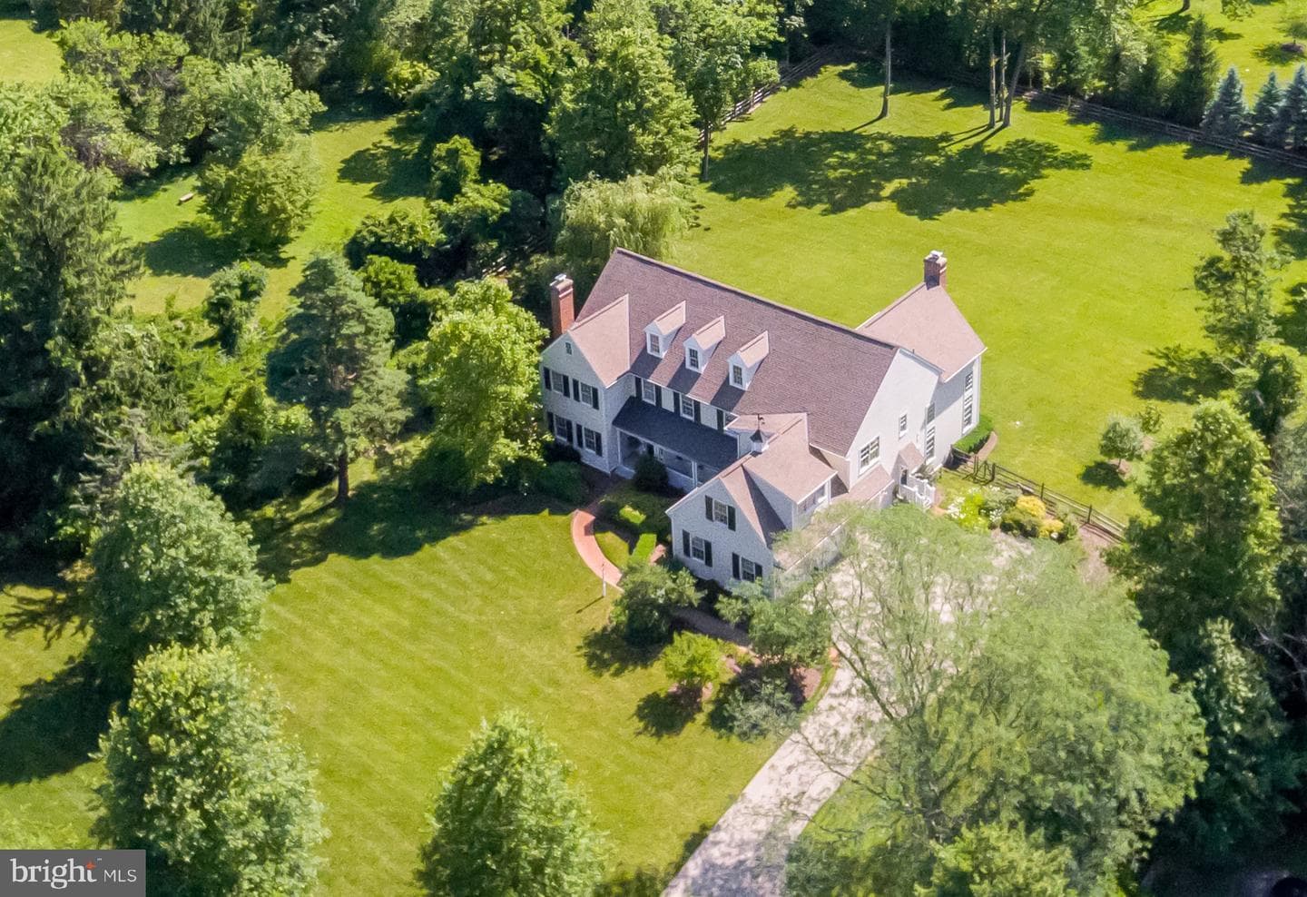 904 Plymouth Road photo 41