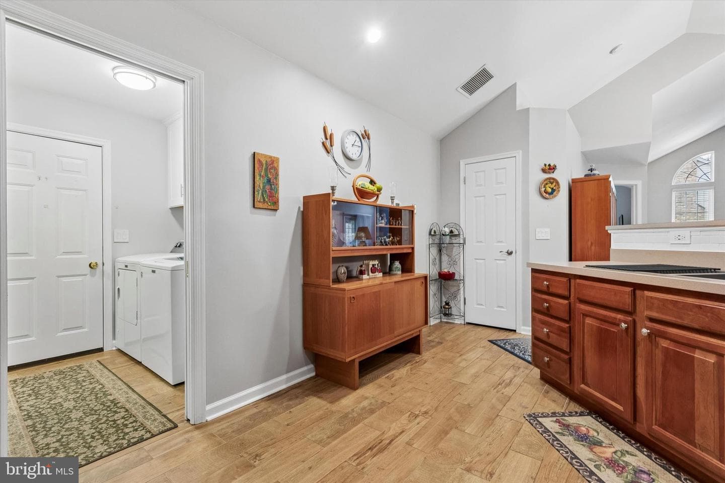 171 Maidenhead Court photo 15
