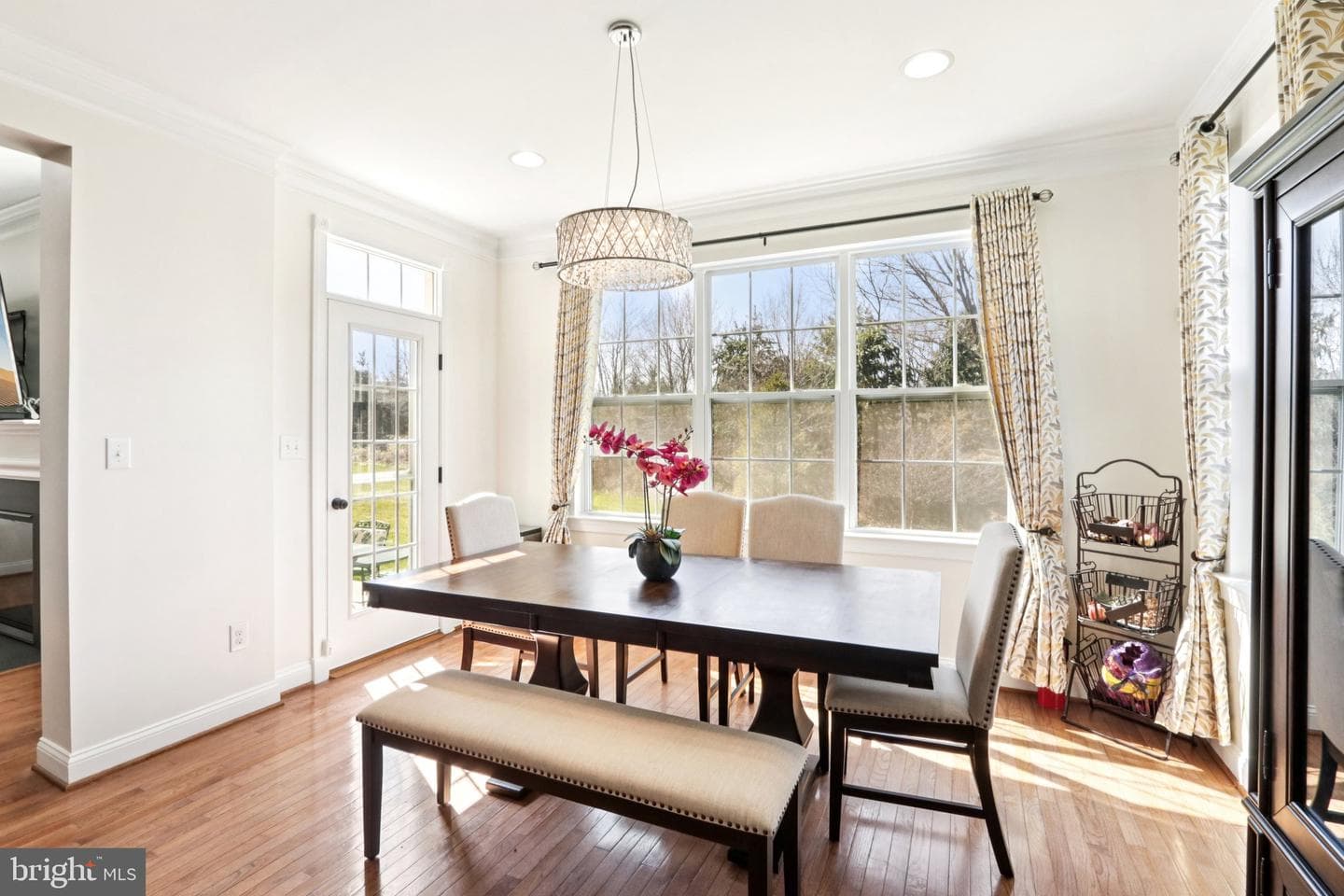 1035 Thorndale Drive photo 22