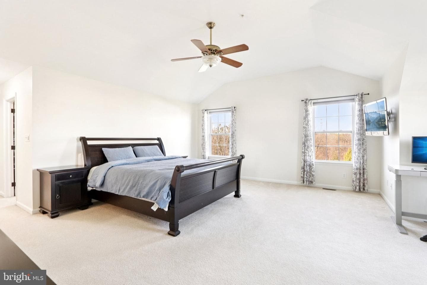 1035 Thorndale Drive photo 27