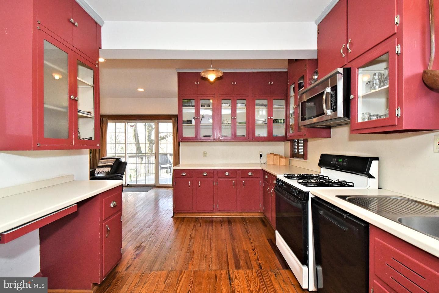 128 Oakdale Avenue photo 18