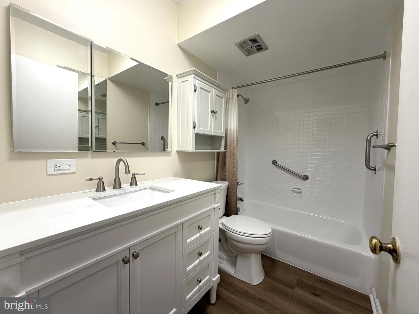 136 Albemarle Drive photo 24