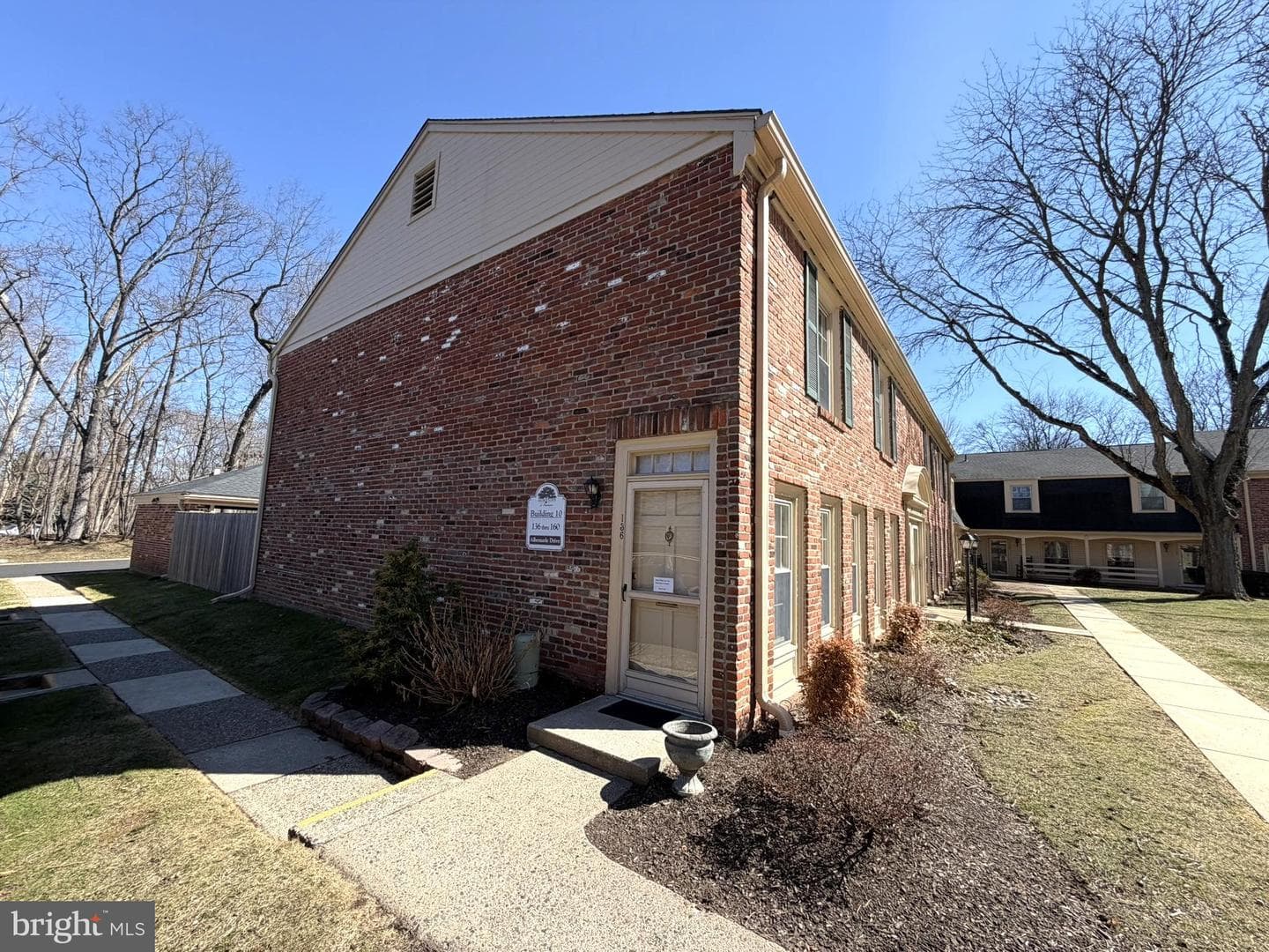 136 Albemarle Drive photo 28