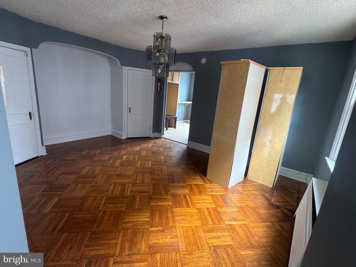 1825 Erlen Road photo 14