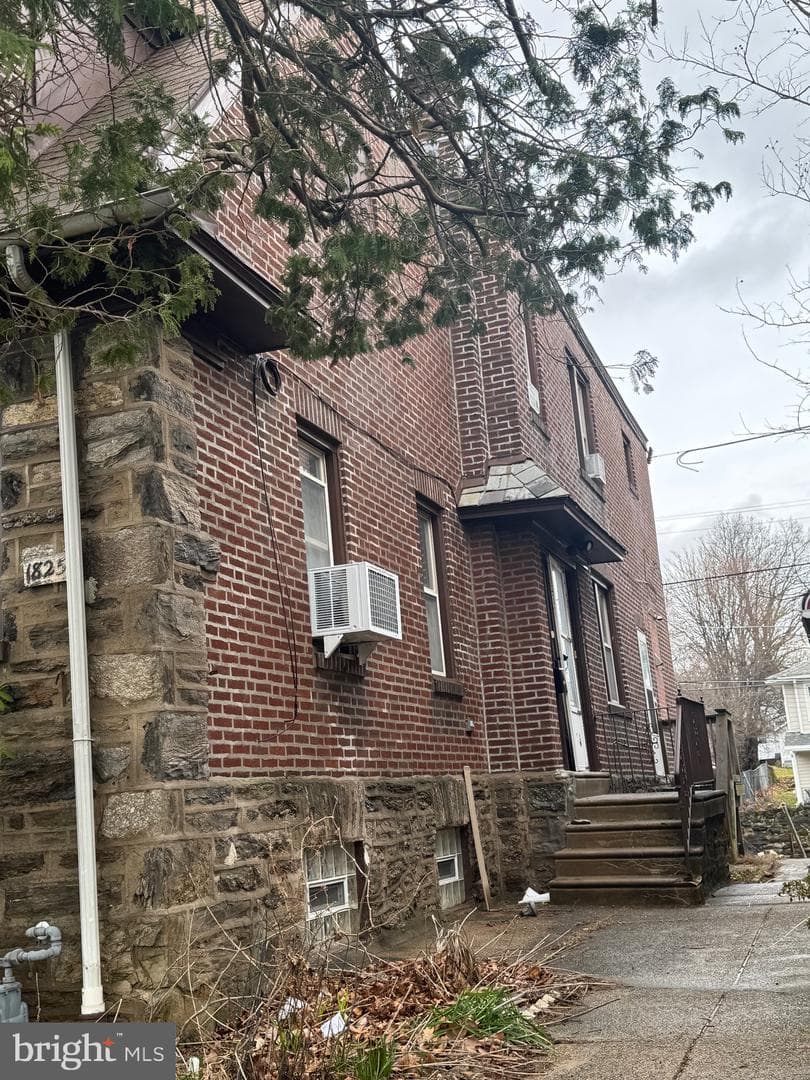 1825 Erlen Road photo 16