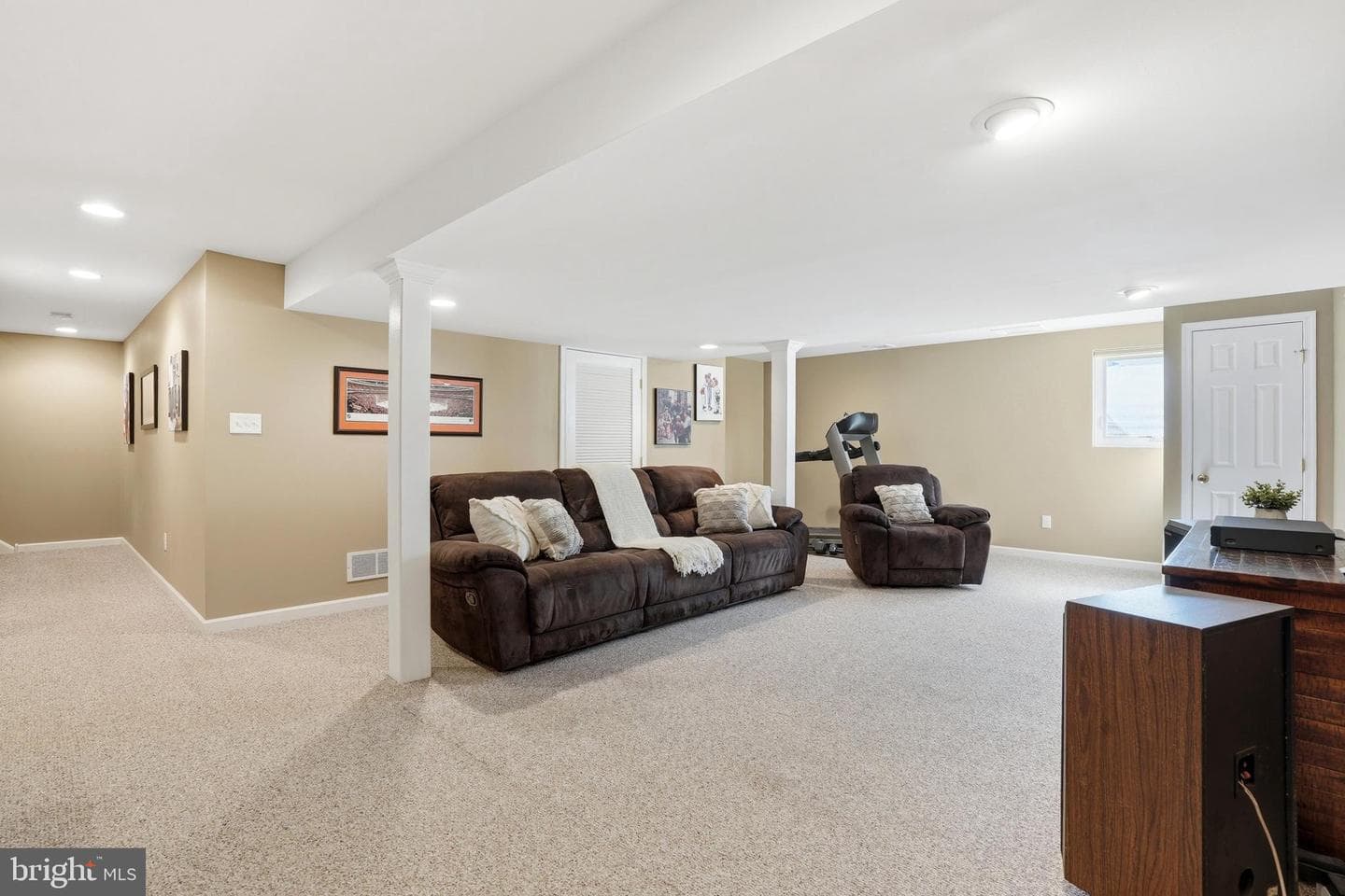 1109 Cornwallis Way photo 36