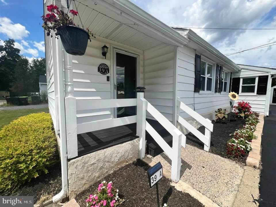 39 Fruitville photo 2