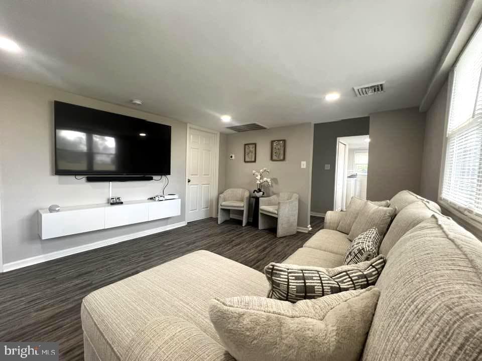39 Fruitville photo 8