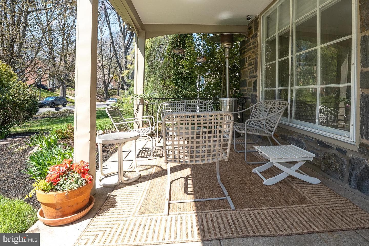 535 Hamilton Road photo 3