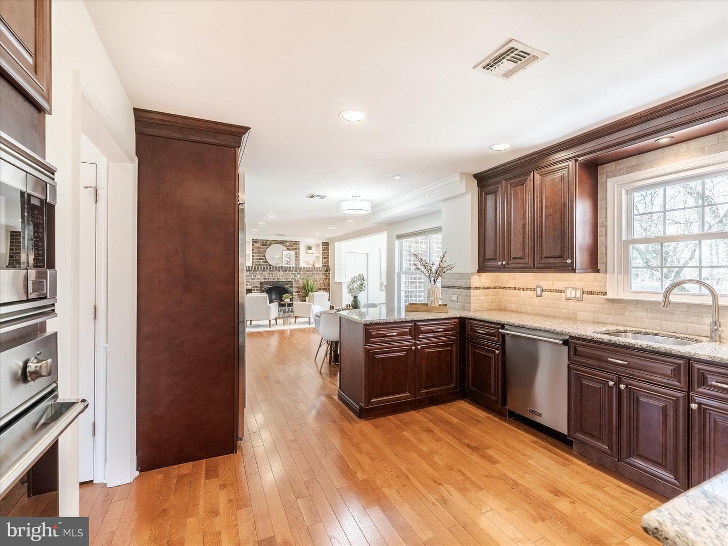 419 Vernon Road photo 14