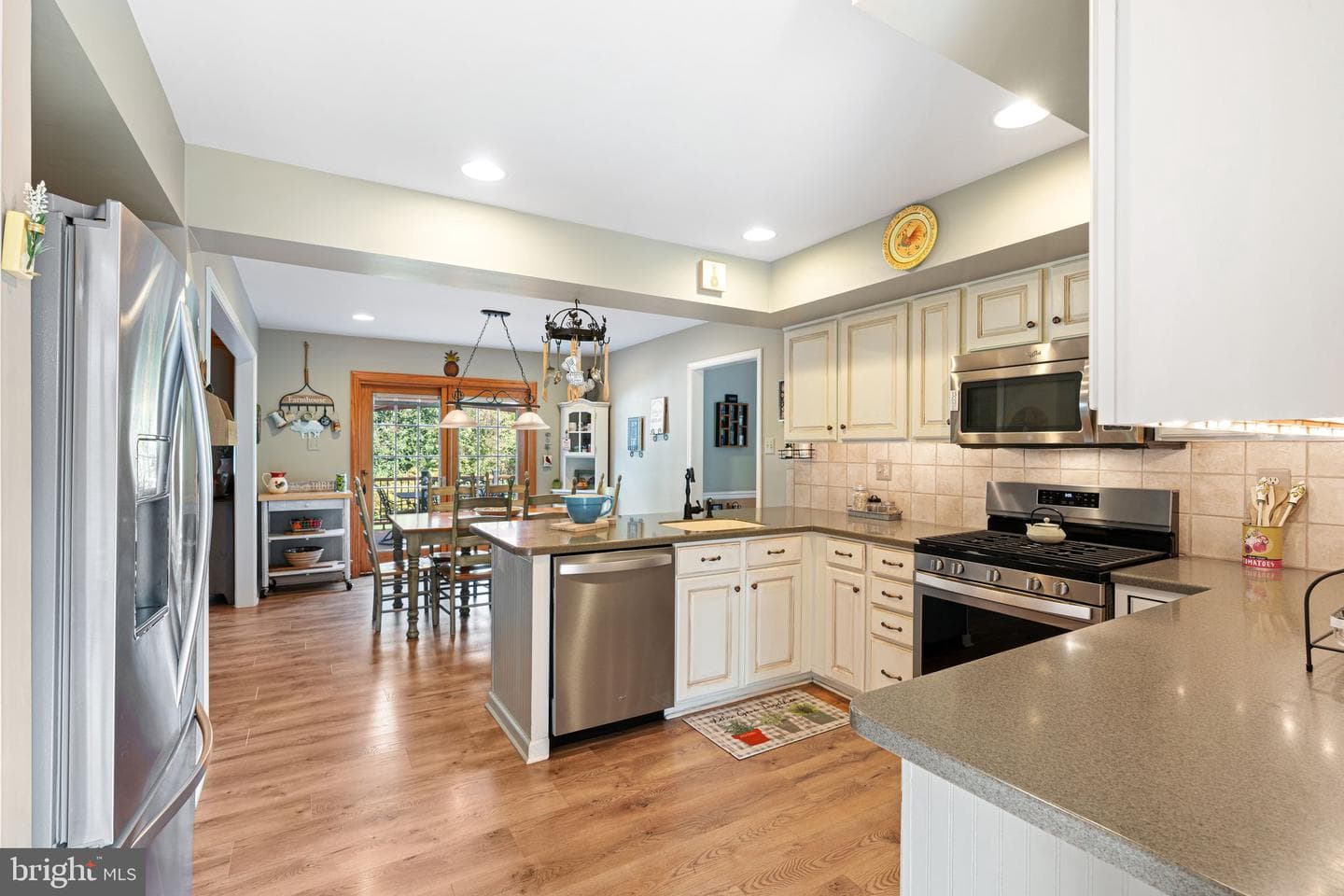 535 Olivia Way photo 12