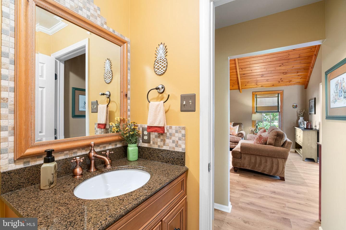 535 Olivia Way photo 16