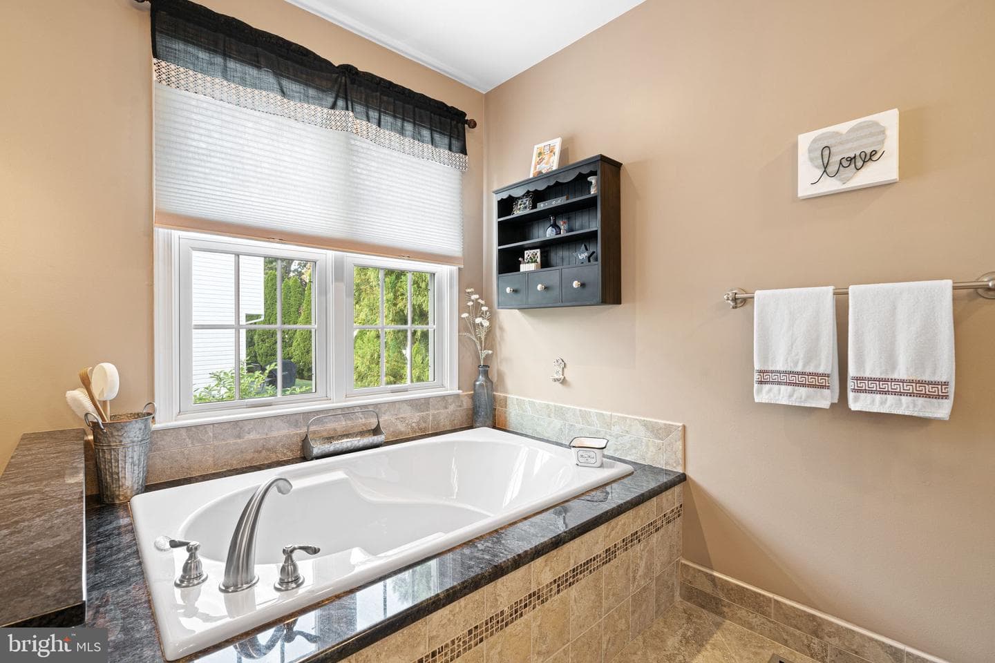 535 Olivia Way photo 20