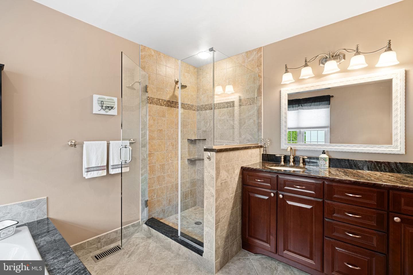 535 Olivia Way photo 21