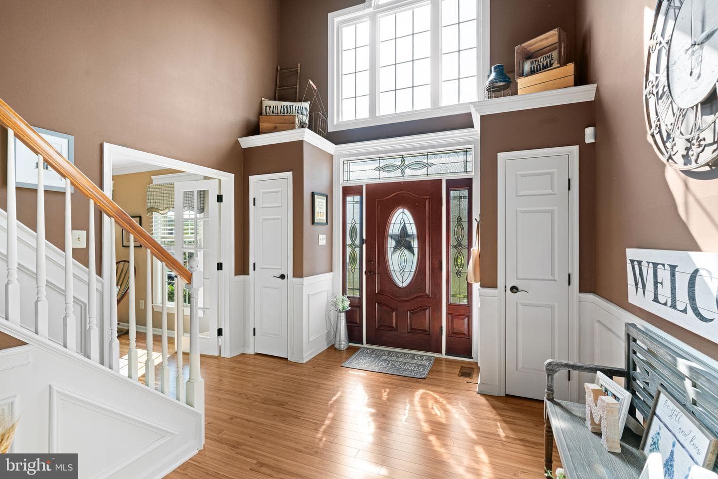 535 Olivia Way photo 3