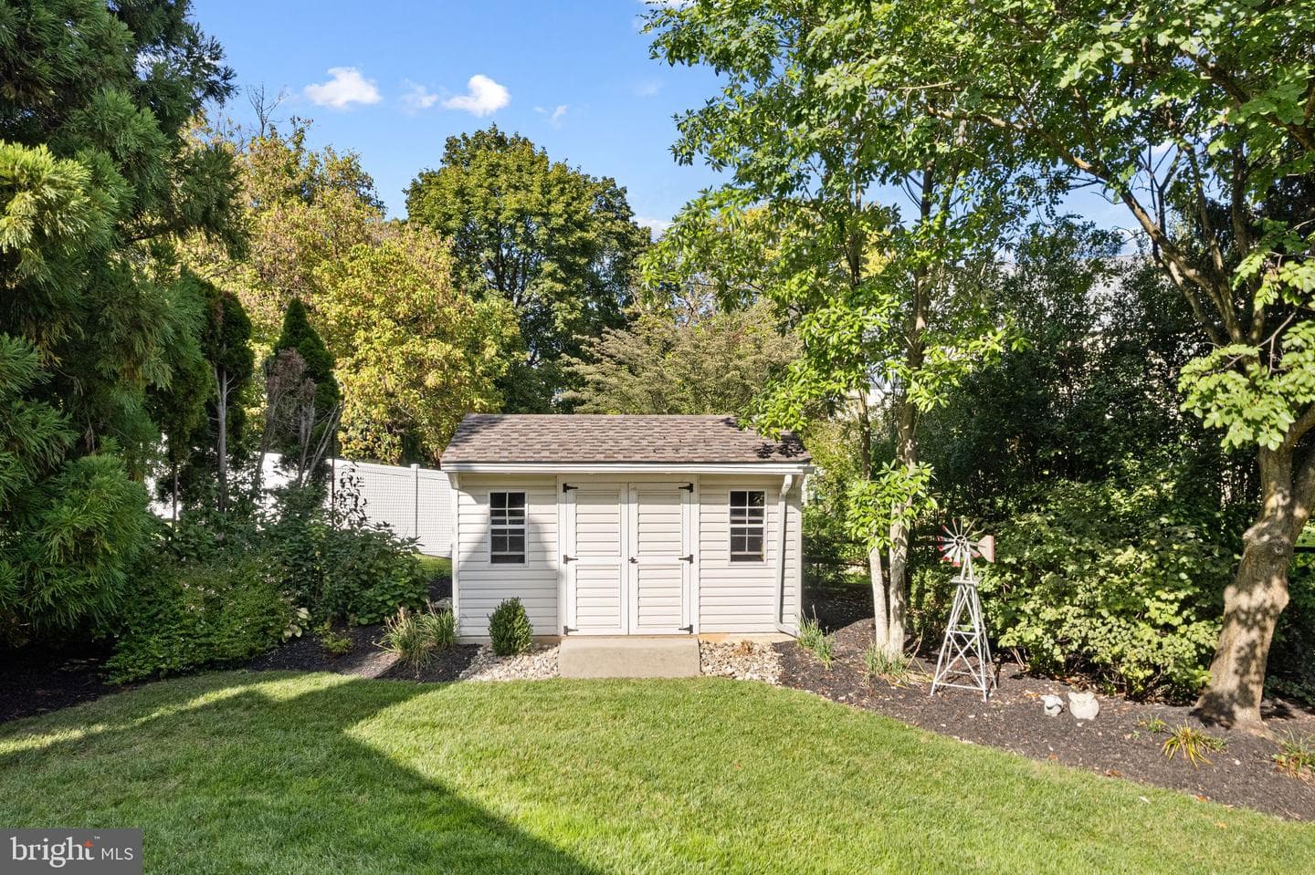 535 Olivia Way photo 41