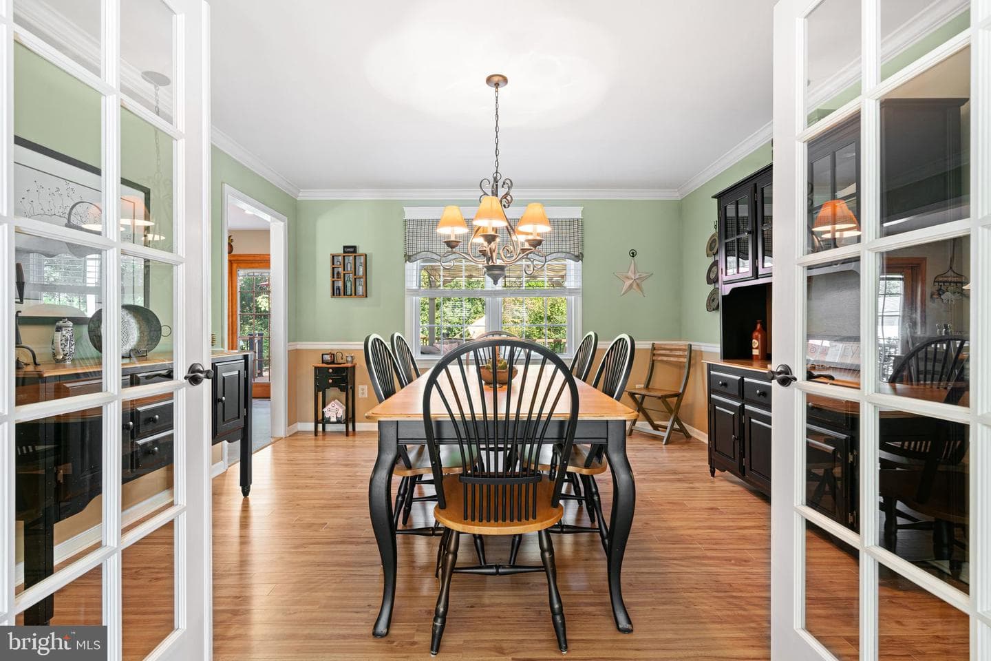 535 Olivia Way photo 6
