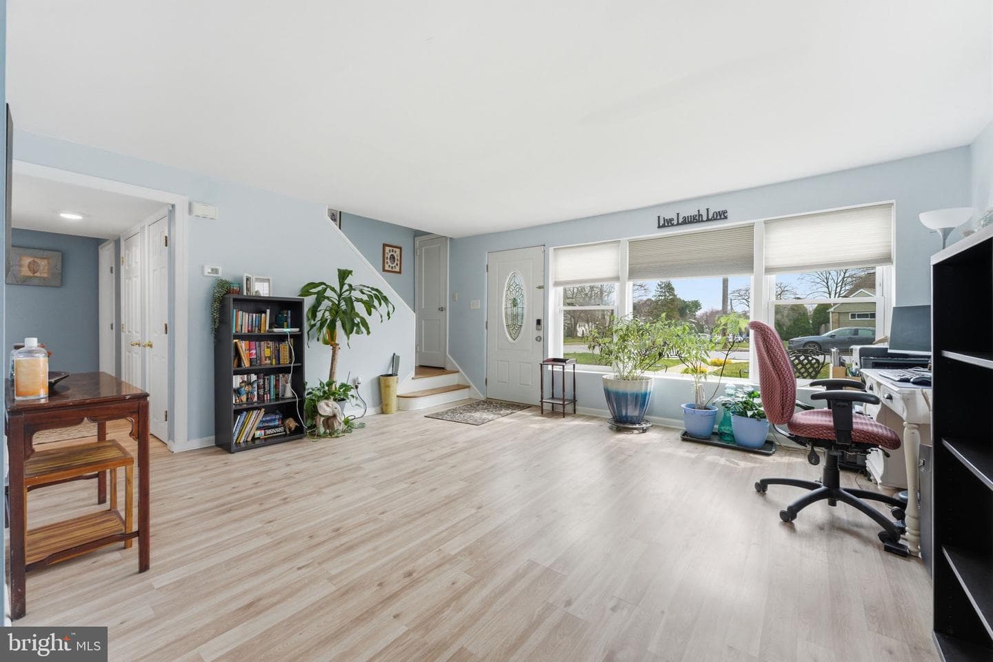 66 Oxford Circle photo 2