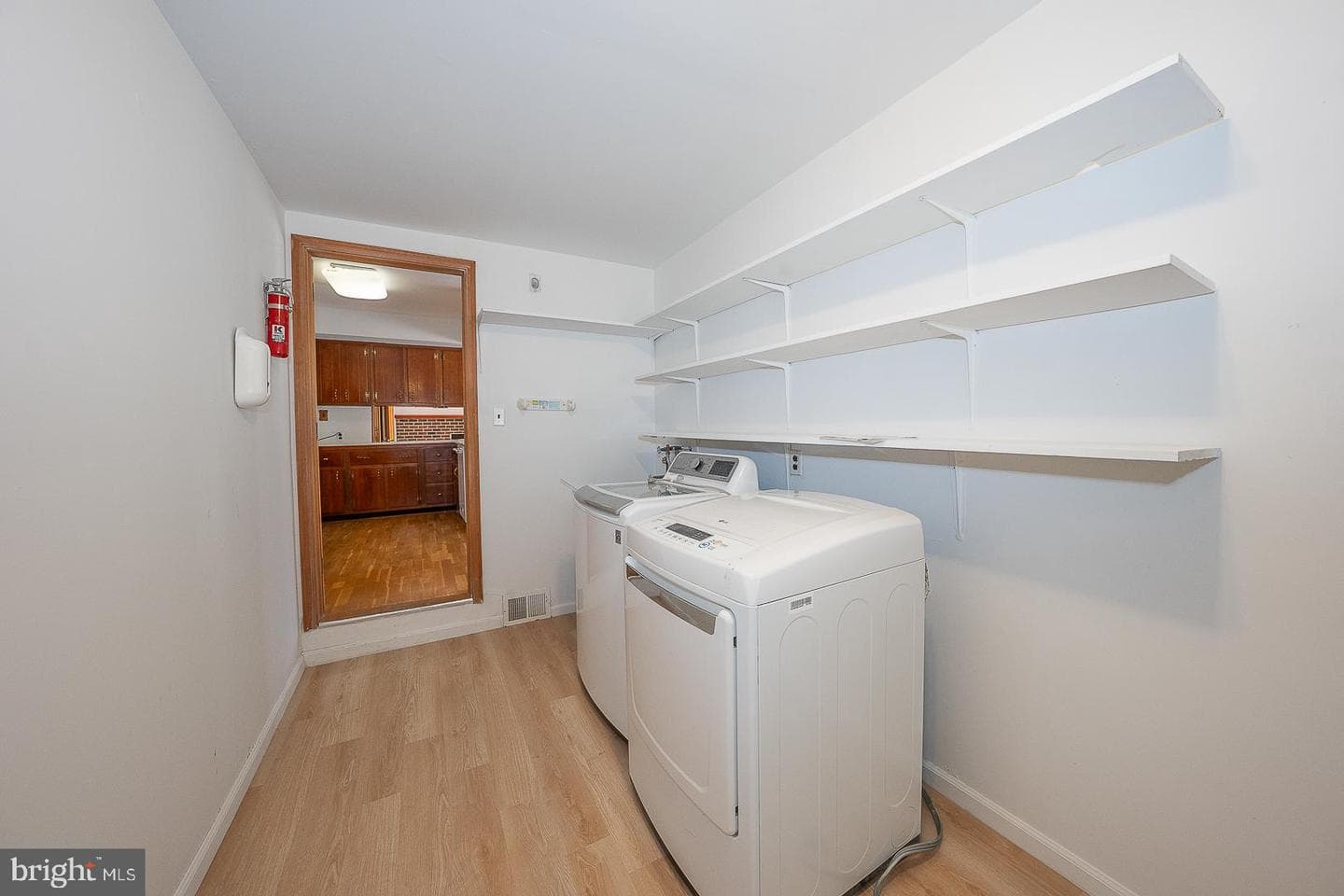485 Garrison Way photo 29